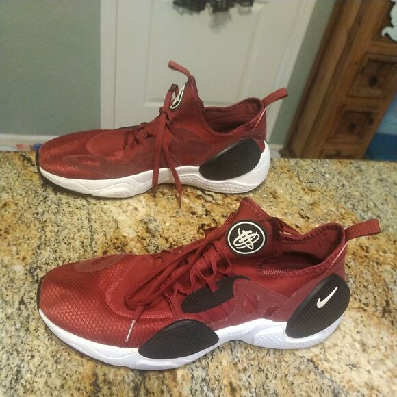 Nike Huarache E.D.G.E. TXT Team Red/White/Black Men's Size 11 AIR AO1697 - Picture 1 of 12